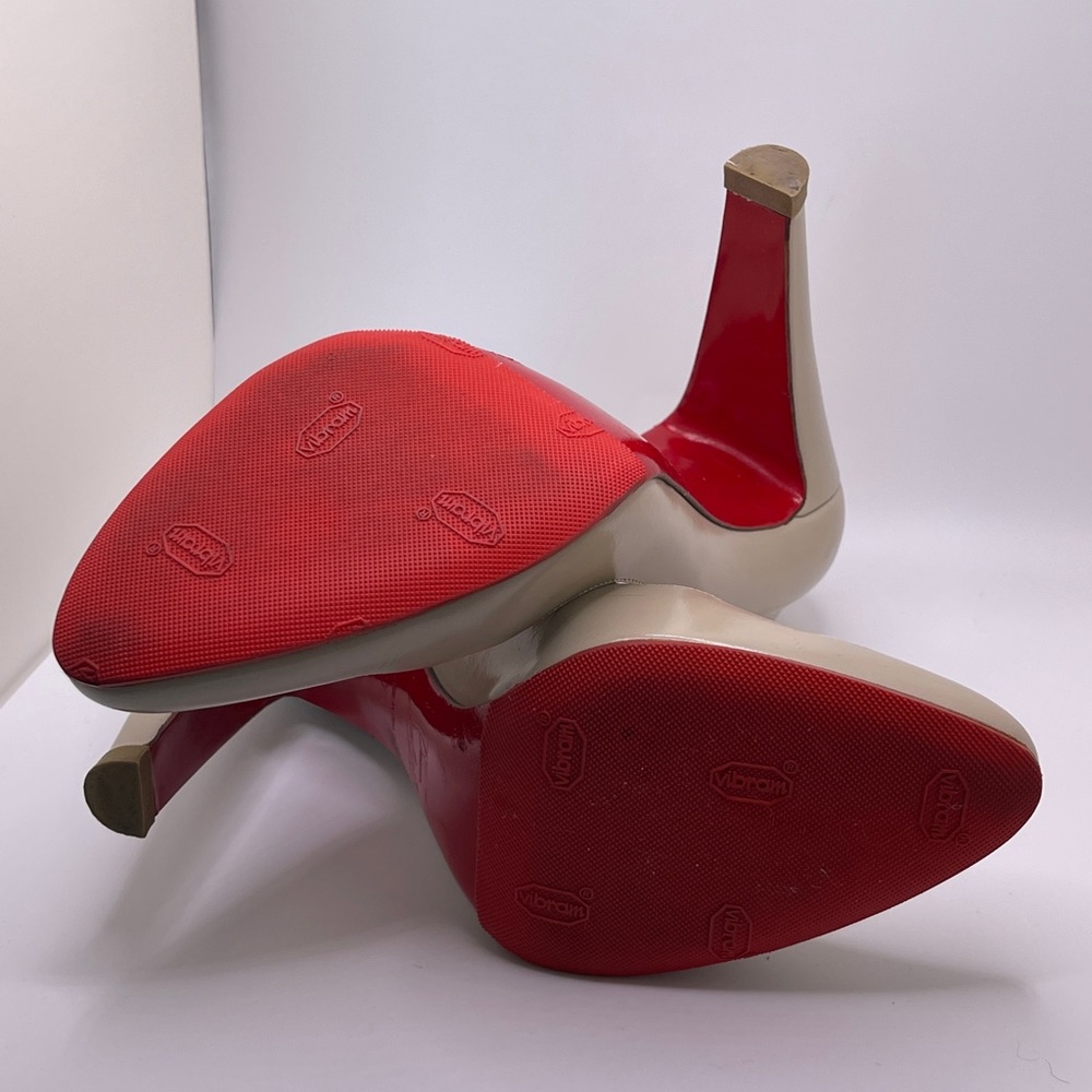 Christian Louboutin Pigalle heels - Picture 3 of 9